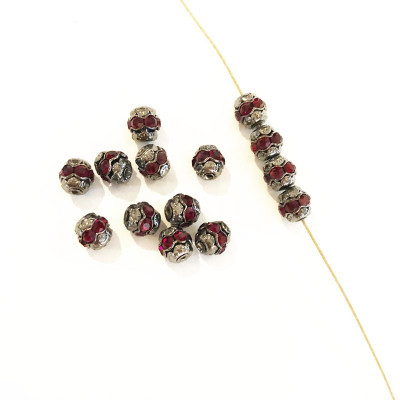 10 perles alliage et strass. 8 mm. Argenté clair
