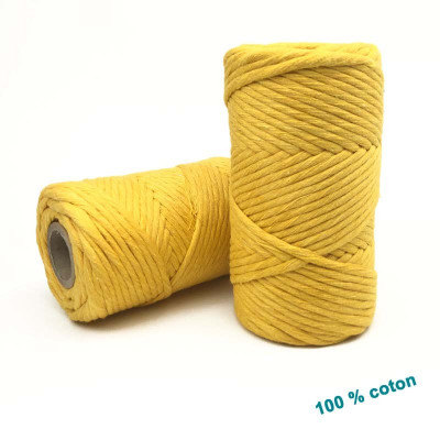 75 m, corde coton 3mm, jaune. 1 bobine