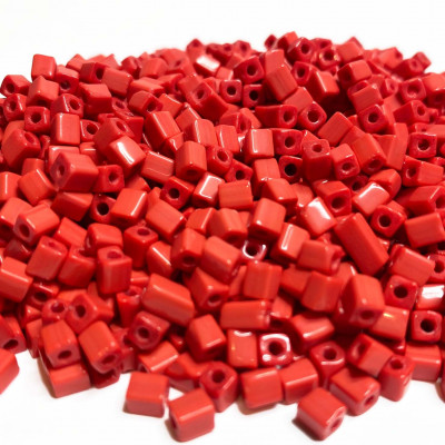 3 mm, env. 30 g cube, rouge