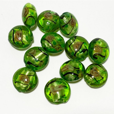 2 perles palet bombé, 15 mm. Verre vert